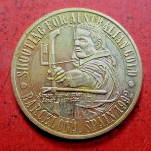 1992 AUSTRALIAN OLYMPIC COMMEMORATIVE MEDALION - BARCELONA SPAIN - # 69/8/25 - Picture 1 of 4