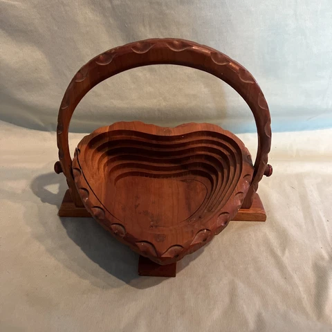 Folding Collapsible Wood Decor Wooden Heart Shaped Bowl Basket Cover