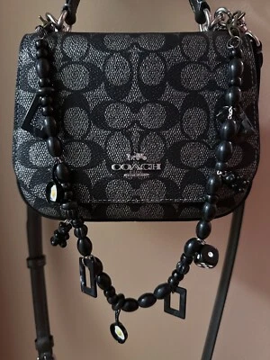 Cadena de bolso con cuentas negras hechas a mano Foto 1 de 4