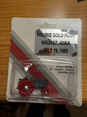1985 Prairie Gold Rush Toy Show Minneapolis Moline Toy Tractor - Image 1 of 2