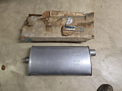 NOS 1975 Pontiac Catalina Bonneville Muffler 252834  671661A Foto 1 de 4