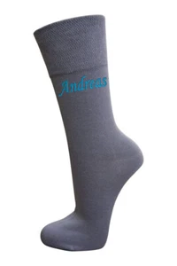 Bestickte Socken mit Namen individuell personalisiert - Bild 1 von 27