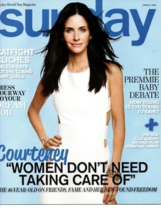 Sunday Herald Sun Small Magazine April 2011 Cover Courteney Cox on Friends - Foto 1 di 1