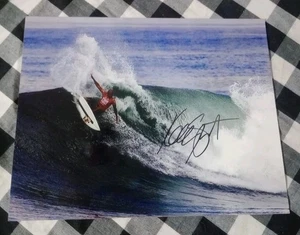 Foto firmada por Kelly Slater 8x10 campeón de surf Mavrick's - Imagen 1 de 1