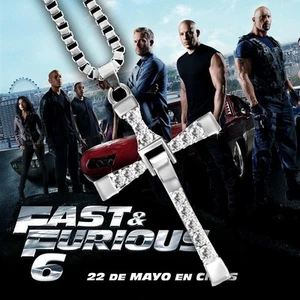 Toretto Fast & Furious Kreuz Anhänger Vin Diesel Kristall Halskette für Herren - Bild 1 von 25