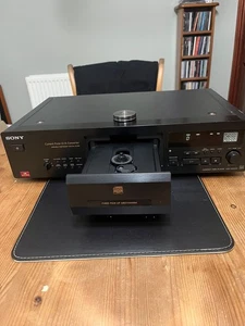 Sony CDP-XB920E QS Range Stereo CD Player With Puck - UK Special Edition - Picture 1 of 8