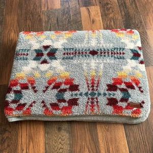 Pendleton Sherpa Fleece Throw Blanket 66x92 Gray Southwest Geometric Aztec - Picture 1 of 8
