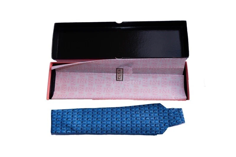 Corbata Thomas Rosa Azul de Millenium Collection Historical British Designs Foto 1 de 4