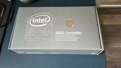 Intel SRCSATAWB Raid Card Raid 0,1, 5, 6, 10, 50, 60 in box with cables. Working - Image 1 of 3