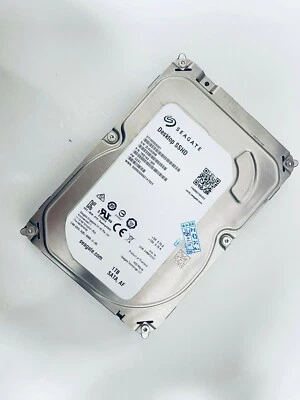 Seagate ST1000DX001 3.5" SSHD 1TB 7200RPM SATA 8GB SSHD Solid State Hybrid Drive - Image 1 of 4