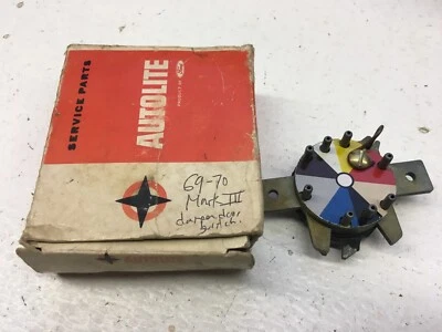 Válvula seletora de vácuo Autolite Ford NOS 1968 Thunderbird C8SZ-19B888-A - Imagem 1 de 4