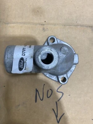 Carcasa termostato Ford Lincoln Mercury 1977-1979 NOS 429 460 D7VY-8592-A Foto 1 de 4