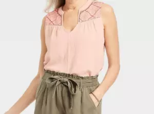 Target Knox Rose Women's Sleeveless Shirt Melon Sorbet Pink Embroidered - SMALL - Picture 1 of 7