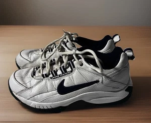 Vintage NIKE AIR Cross Trainers 173250-010 White Leather Mens Size 9.5 - Picture 1 of 10