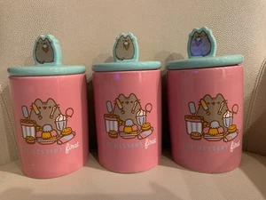 NUEVO Pusheen Eat Dessert 1er bote de galletas de cerámica tarro de golosinas con ICONO juego de 3 tapas - Imagen 1 de 5