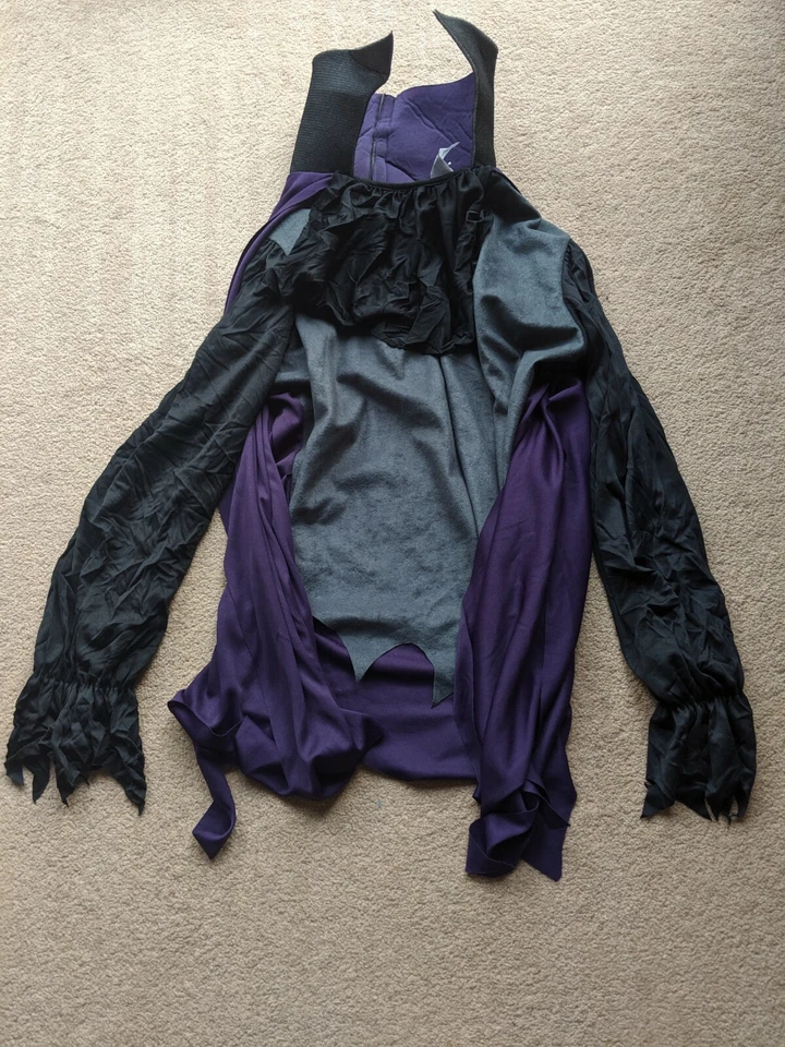 Vampyre Vampire Cape Costume Outfit Large Approx 10 To 12 Years Fancy Dress - Image 1 of 1