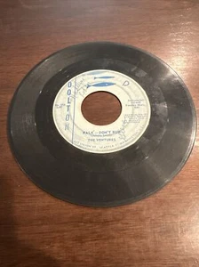 Dolton Ventures 45 Walk Don't Run / McCoy surf garage DO-670 Free Shipping - Imagen 1 de 2