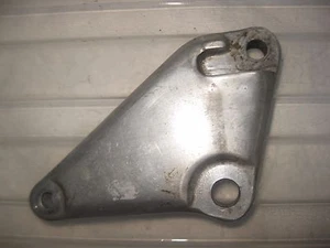 Honda 1979 - 1981 CM400 T+C CM 400 left front Foot Peg Footpeg Mount Bracket - Picture 1 of 4