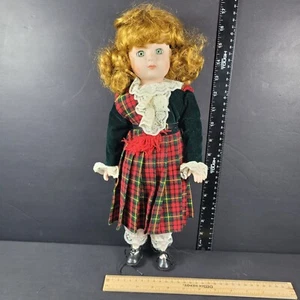 1987 HERITAGE MINT Scottish Red Hair MUSICAL DOLL Ellis Island Collection #2802 - Picture 1 of 9