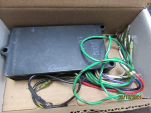 BUEN USADO MERCURY CDI ELECTRÓNICA CAJA DE INTERRUPTORES 114-4953 - Imagen 1 de 2