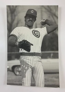 Bill Buckner (1984) Chicago Cubs Vintage Baseball Postcard PCCC - Picture 1 of 2