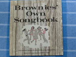 Brownies Own Songbook - 1968 - Ann Roos & Alice White - Used - Good Condition - Picture 1 of 7