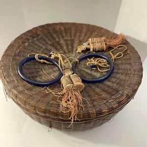 Vintage Chinese Sewing Basket with Peking Glass Bangle Silk Tassel - Picture 1 of 10