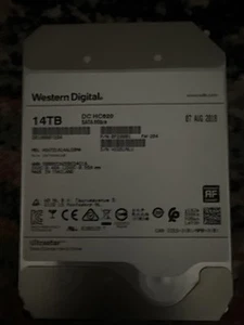 Disque dur HGST WD 14 To DC HC620 SATA 6 Go 3,5" HUS721414ALE6M0 0F29901 HSH721414ALE6M4 - Photo 1/1