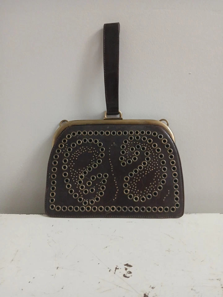 Hermoso Bolso de Mano Dries Van Noten Embellecido con Apliques Metálicos SIN CORREA Foto 1 de 3