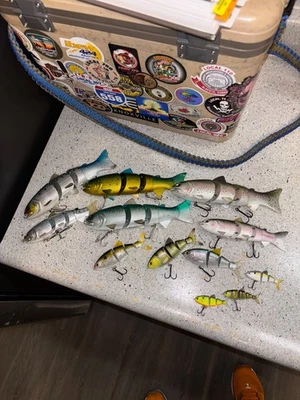 Lote de cebo de natación Spro varios colores y tamaños  Foto 1 de 4