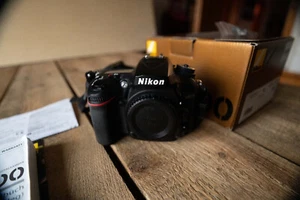 Nikon D7200 Body/Gehäuse -24MP DSLR Kamera -Digitalkamera/ca. 108000 Auslösungen - Bild 1 von 5