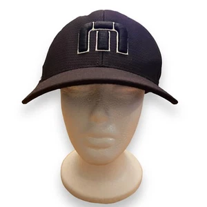 Gorra de béisbol Travis Mathew negra blanca FlexFit para hombre talla L/XL logotipo elástico Yupoong - Imagen 1 de 7