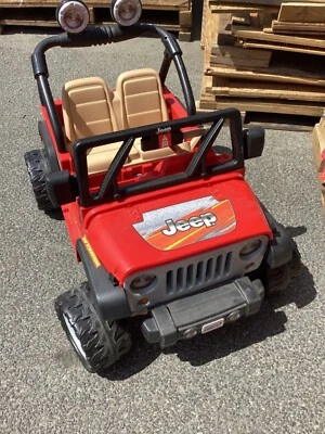 Fisher-Price Ruedas Eléctricas Jeep Rojo BCK85-Probado y Funciona Perfectamente Foto 1 de 4