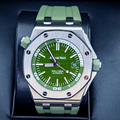 Audemars Piguet Royal Oak Offshore Diver Green Full Set Very Good Condition! - Image 1 of 4