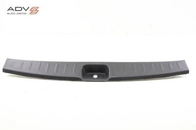 Nissan Pathfinder 2022-2025 cierre de maletero alféizar placa de desgaste cubierta de moldura OEM Foto 1 de 4