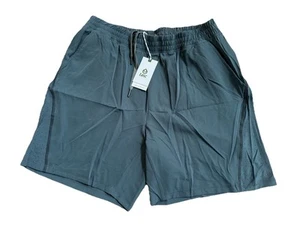 $58 Tasc Men's Weightless 7" Short Storm Grey Large Zip Pocket - Picture 1 of 5