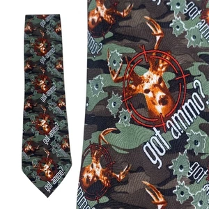 VINTAGE Hunting Pattern Novelty Tie Camo Print Necktie Deer Buck Rifle Huntsman - Picture 1 of 4