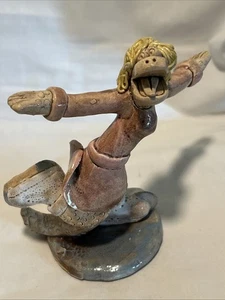 Anthropomorphic Pottery Lizard Ice Skating Derpy Sculpture 1990 - Picture 1 of 12