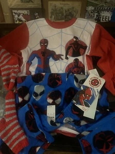 Kids MARVEL Spider Man Pajamas 2- Piece Set New W/Tags Size 8-10 W-Socks 60 Yrs - Picture 1 of 11