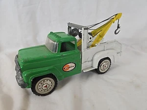 Vintage Hubley Mighty Metal Wrecker Green White Tow Truck - Picture 1 of 9