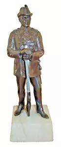 Figur auf Marmorsockel 1930-40 Schützenkönig mit Königskette, Orden… - Bild 1 von 12