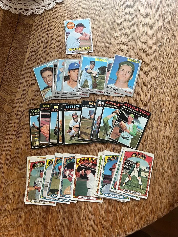 1969   1970   1971   1972  Topps Choose your card Complete your set - Image 1 of 1