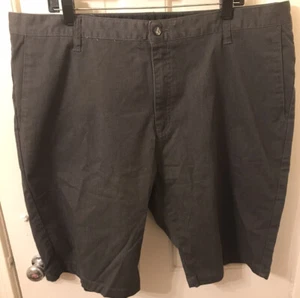 Size 40 Volcom Men's Chino  Shorts Black Flat Front Golf Summer Outdoor Fishing - Picture 1 of 9