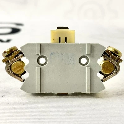 Allen-Bradley 700-CP1 Relay Socket Base 8-Pin for 700-HN Series AB DIN Mount - Image 1 of 4