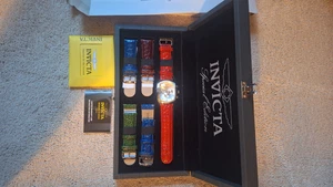 Invicta Lupah 1027 edición especial con estuche más 2 bandas - Imagen 1 de 9