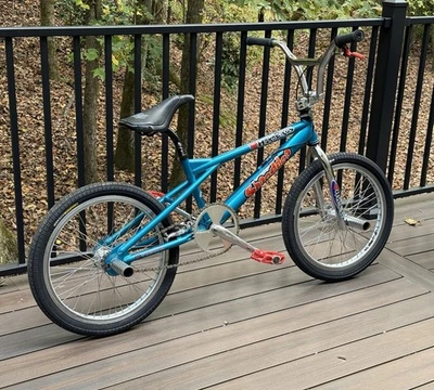 没有底价! 1999 年 Haro Shredder 自由式 BMX 自行车老式怀旧  — 第 1/4 张图片