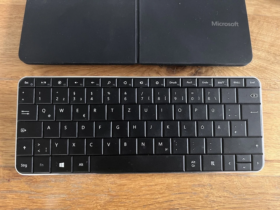Microsoft Wedge Mobile Keyboard | Bluetooth | Schwarz | Deutsch (QWERTZ) - Bild 1 von 3