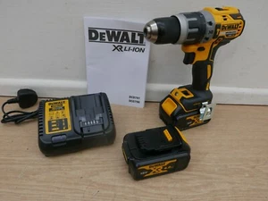 DeWALT DCD796M2 18v xr trapano combinato compatto 2 x 4 ah + custodia tstak - Foto 1 di 2