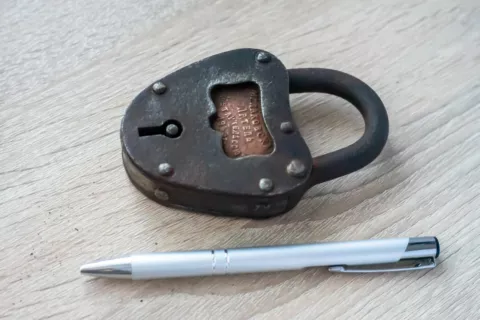 Vintage antique USSR padlock малаховская артель malakhovskaya artel 1943 no key Cover