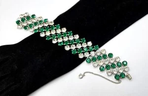 SUPER RARE! 1957 TRIFARI Regency Faux Emerald-Green & Clear Rhinestone Bracelet - Picture 1 of 5